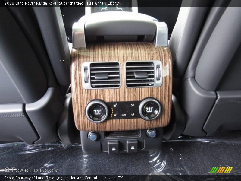 Fuji White / Ebony 2018 Land Rover Range Rover Supercharged