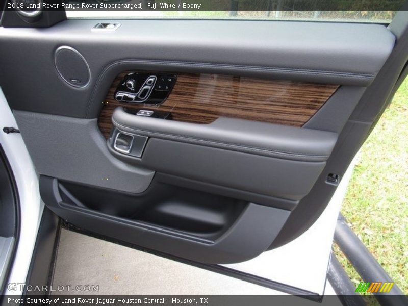 Fuji White / Ebony 2018 Land Rover Range Rover Supercharged