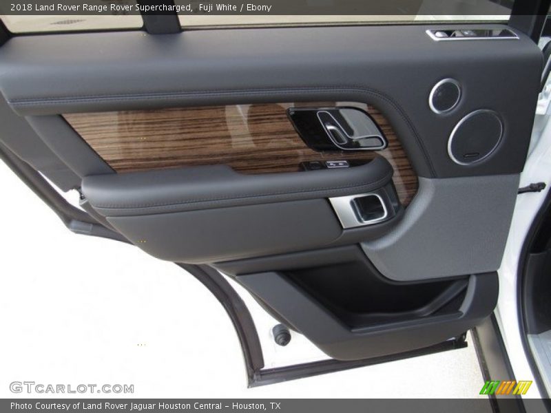 Fuji White / Ebony 2018 Land Rover Range Rover Supercharged