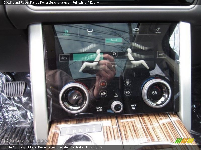 Fuji White / Ebony 2018 Land Rover Range Rover Supercharged