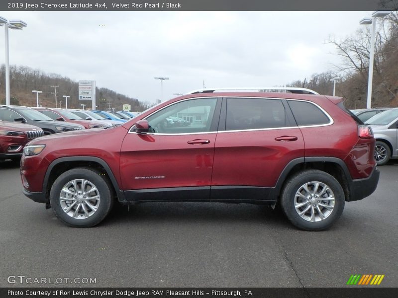  2019 Cherokee Latitude 4x4 Velvet Red Pearl