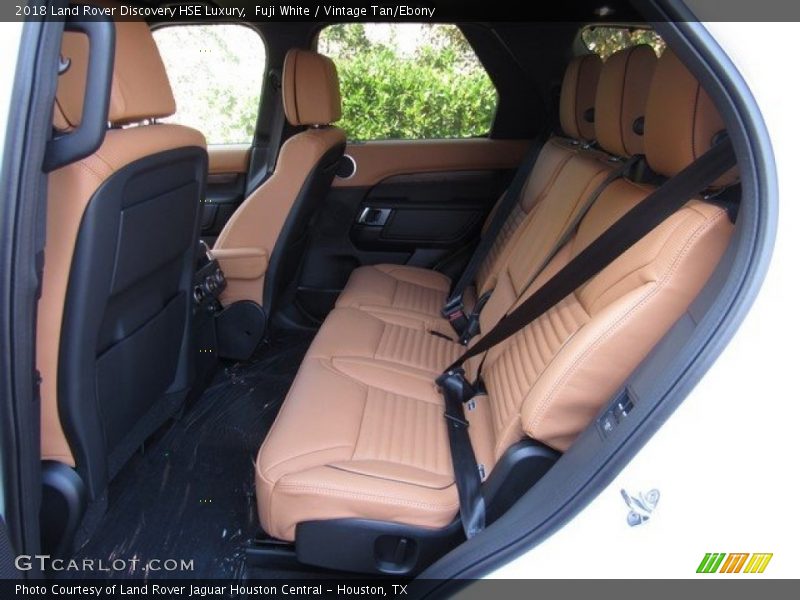 Fuji White / Vintage Tan/Ebony 2018 Land Rover Discovery HSE Luxury