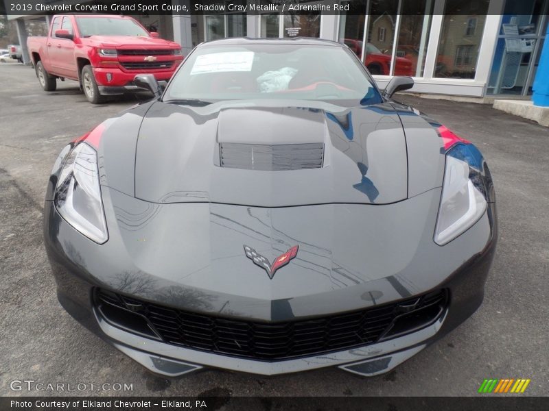 Shadow Gray Metallic / Adrenaline Red 2019 Chevrolet Corvette Grand Sport Coupe