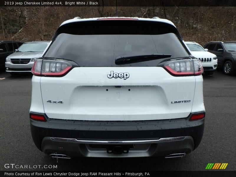 Bright White / Black 2019 Jeep Cherokee Limited 4x4