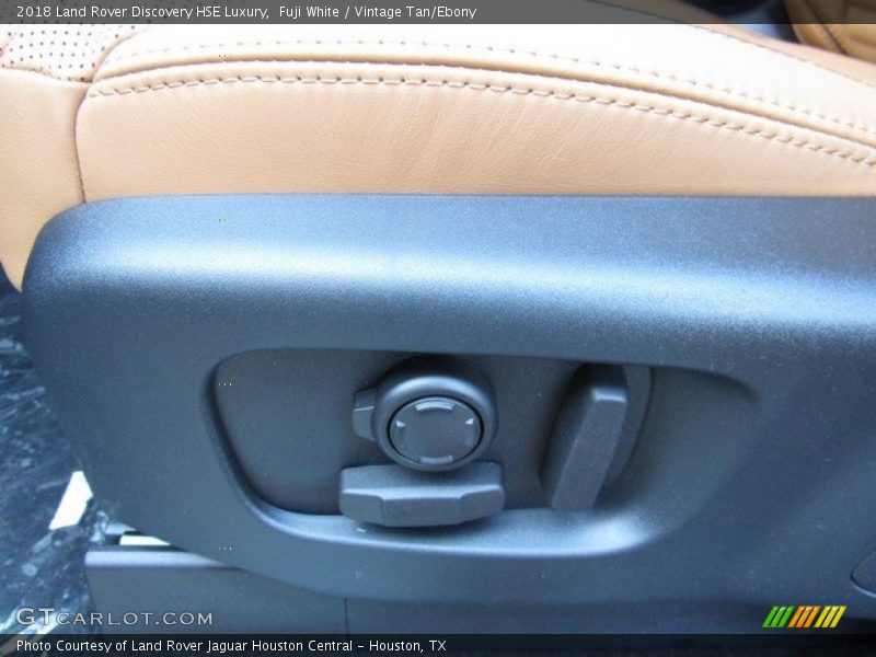 Fuji White / Vintage Tan/Ebony 2018 Land Rover Discovery HSE Luxury