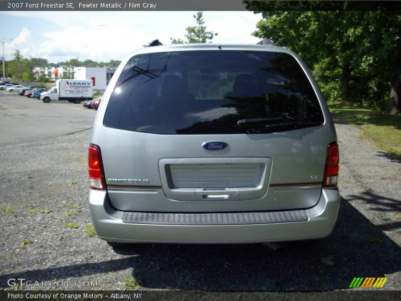 Pewter Metallic / Flint Gray 2007 Ford Freestar SE