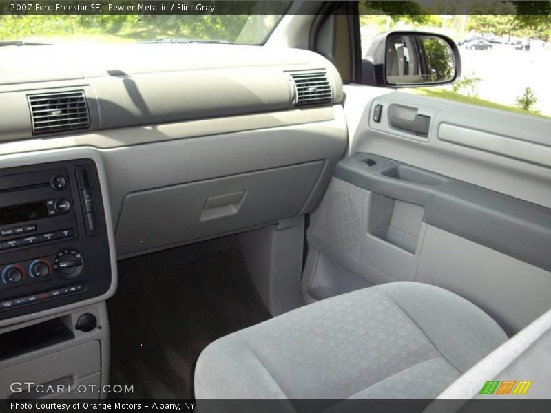 Pewter Metallic / Flint Gray 2007 Ford Freestar SE