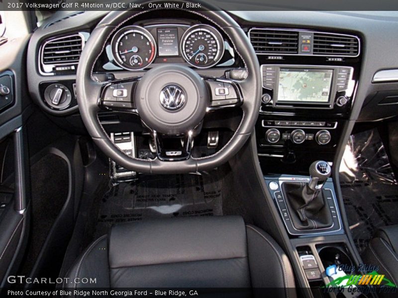 Oryx White / Black 2017 Volkswagen Golf R 4Motion w/DCC. Nav.
