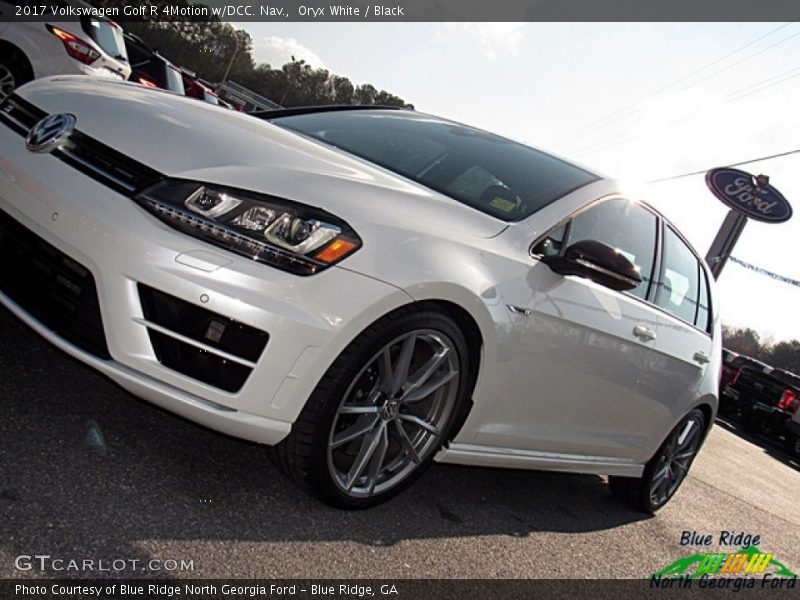 Oryx White / Black 2017 Volkswagen Golf R 4Motion w/DCC. Nav.