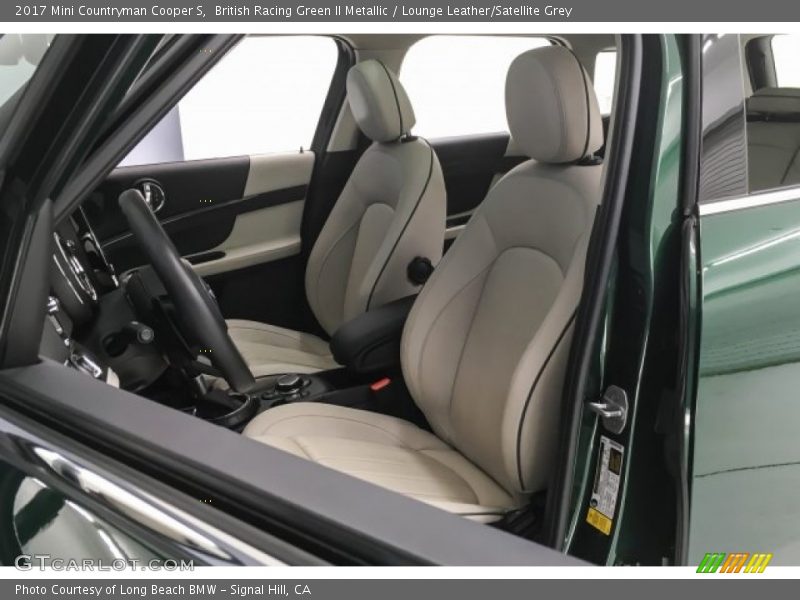 Front Seat of 2017 Countryman Cooper S