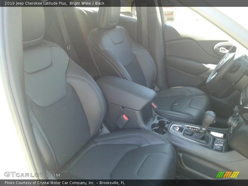 Bright White / Black 2019 Jeep Cherokee Latitude Plus