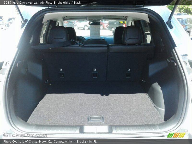 Bright White / Black 2019 Jeep Cherokee Latitude Plus
