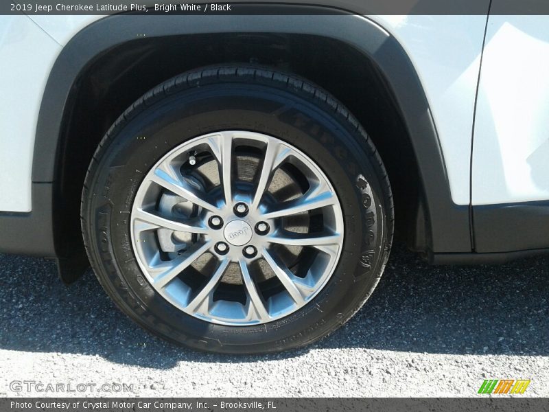 Bright White / Black 2019 Jeep Cherokee Latitude Plus