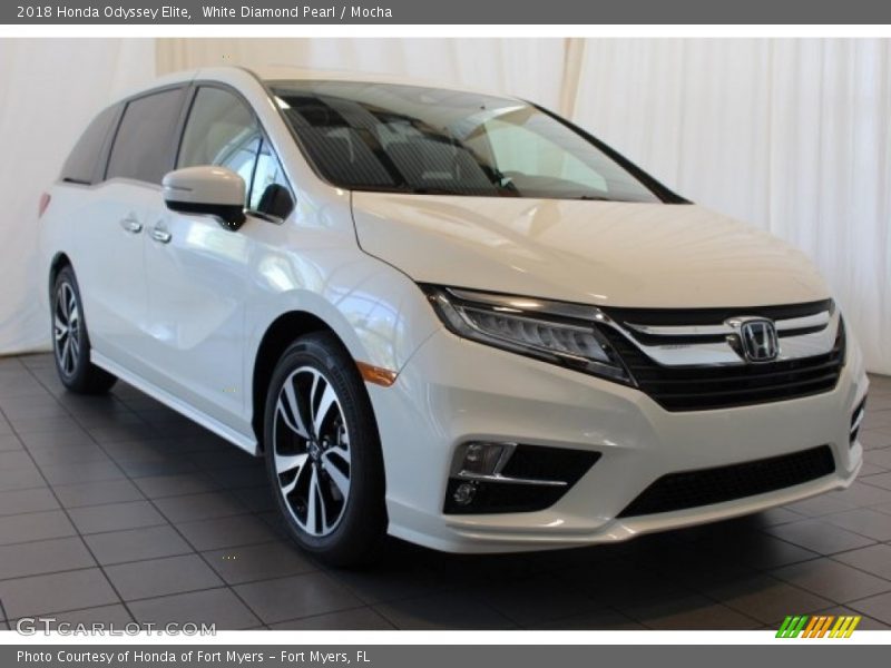 White Diamond Pearl / Mocha 2018 Honda Odyssey Elite