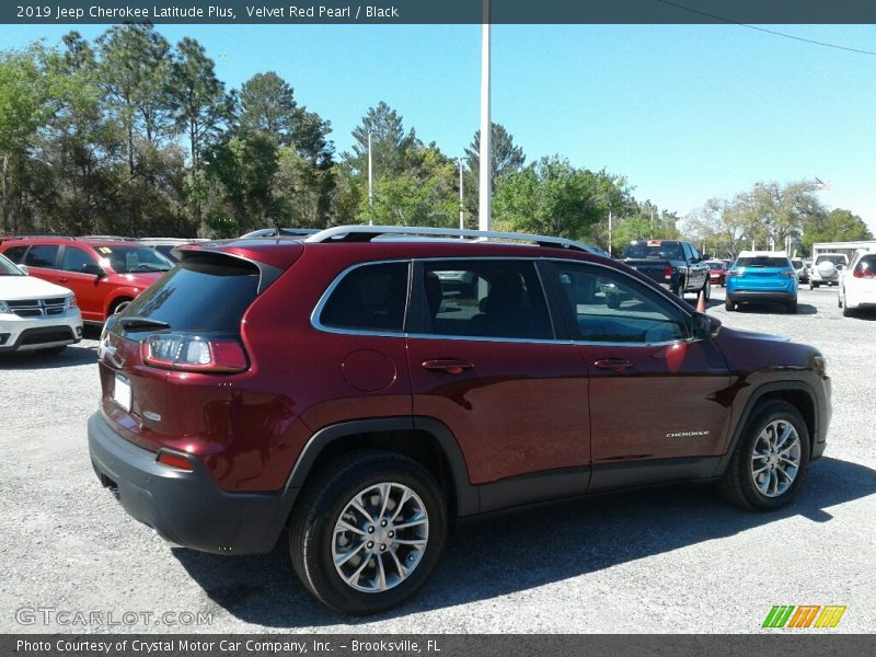 Velvet Red Pearl / Black 2019 Jeep Cherokee Latitude Plus