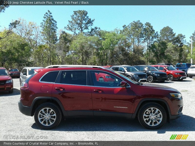 Velvet Red Pearl / Black 2019 Jeep Cherokee Latitude Plus
