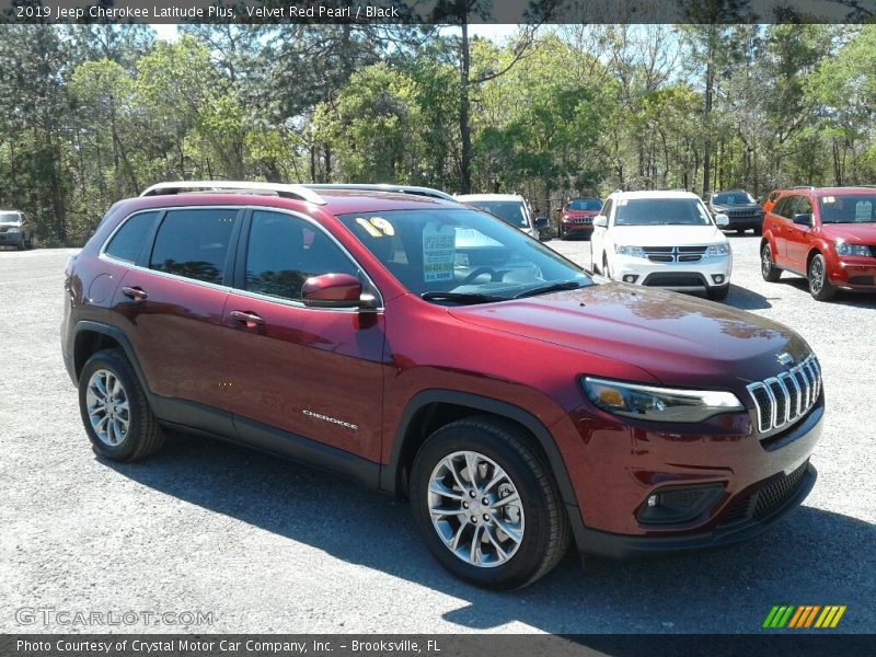 Velvet Red Pearl / Black 2019 Jeep Cherokee Latitude Plus