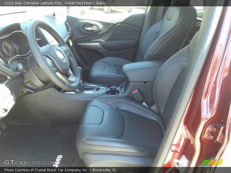 Velvet Red Pearl / Black 2019 Jeep Cherokee Latitude Plus