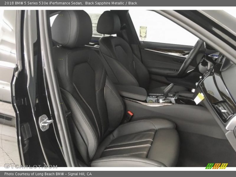 Black Sapphire Metallic / Black 2018 BMW 5 Series 530e iPerfomance Sedan