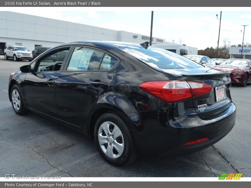 Aurora Black Pearl / Black 2016 Kia Forte LX Sedan