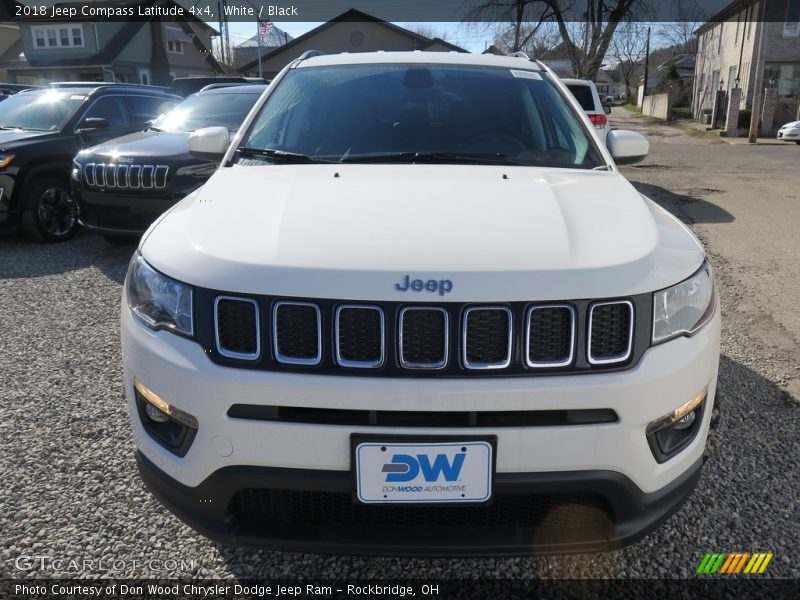 White / Black 2018 Jeep Compass Latitude 4x4