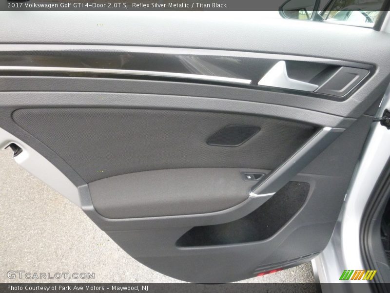 Door Panel of 2017 Golf GTI 4-Door 2.0T S