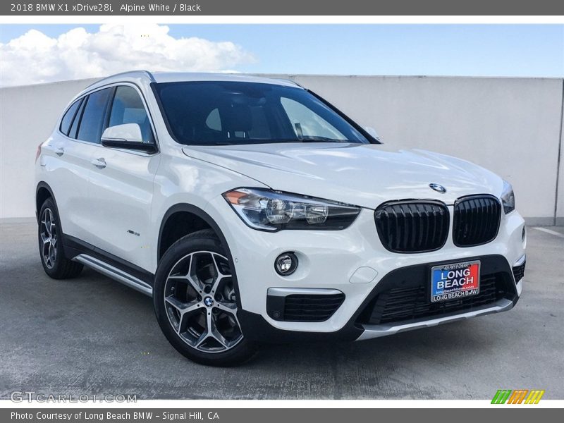 Alpine White / Black 2018 BMW X1 xDrive28i