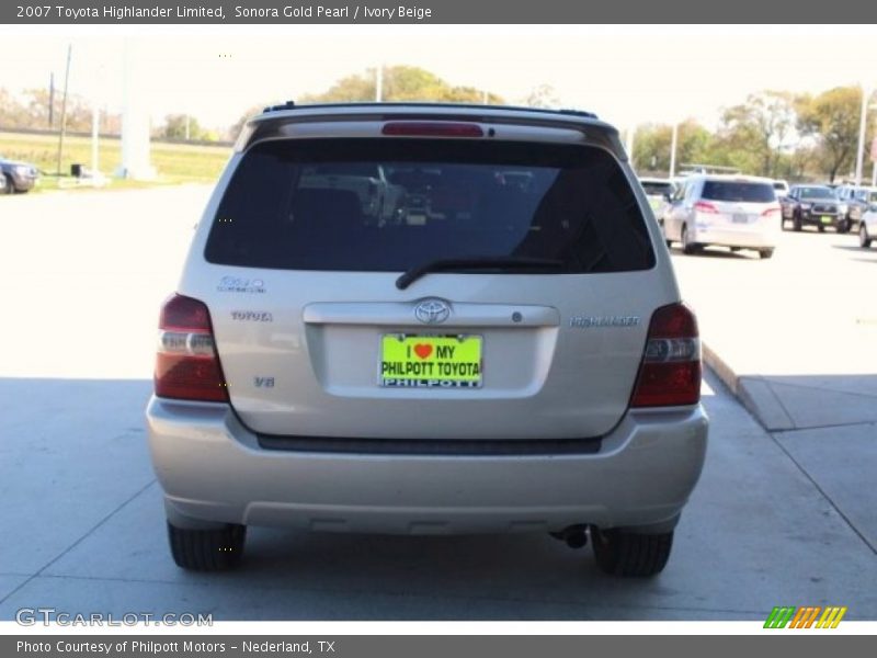Sonora Gold Pearl / Ivory Beige 2007 Toyota Highlander Limited