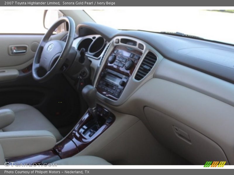 Sonora Gold Pearl / Ivory Beige 2007 Toyota Highlander Limited