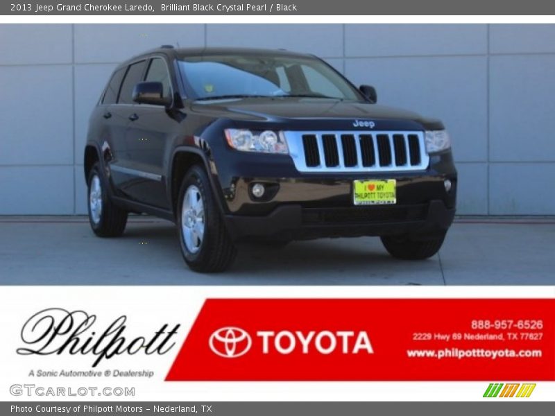 Brilliant Black Crystal Pearl / Black 2013 Jeep Grand Cherokee Laredo