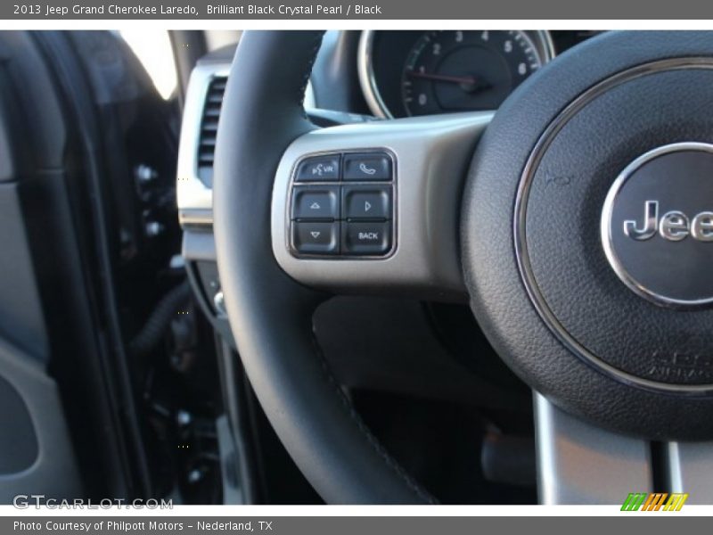 Brilliant Black Crystal Pearl / Black 2013 Jeep Grand Cherokee Laredo