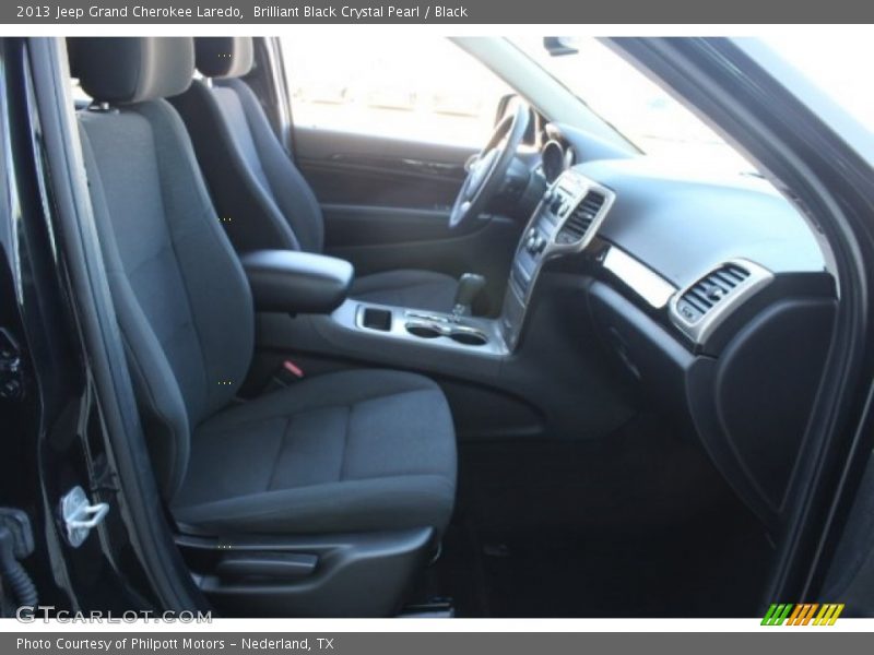 Brilliant Black Crystal Pearl / Black 2013 Jeep Grand Cherokee Laredo