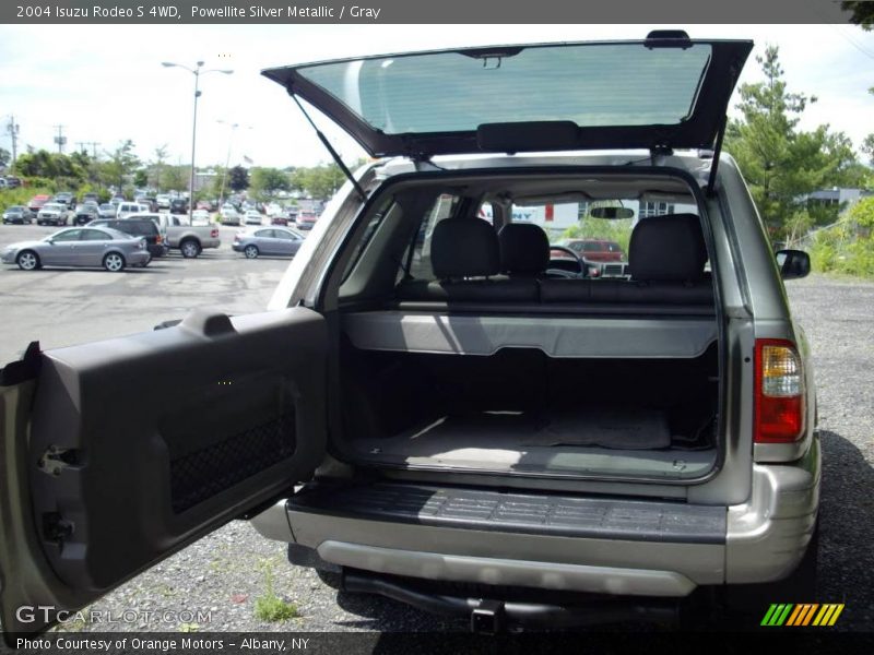 Powellite Silver Metallic / Gray 2004 Isuzu Rodeo S 4WD