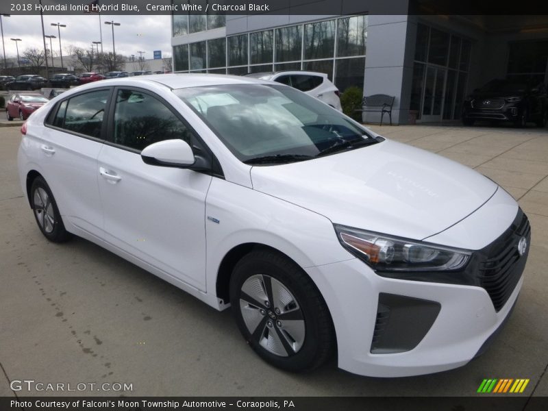 Ceramic White / Charcoal Black 2018 Hyundai Ioniq Hybrid Blue