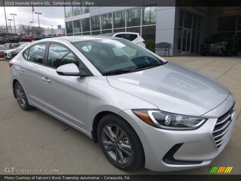 Symphony Silver / Black 2018 Hyundai Elantra SEL