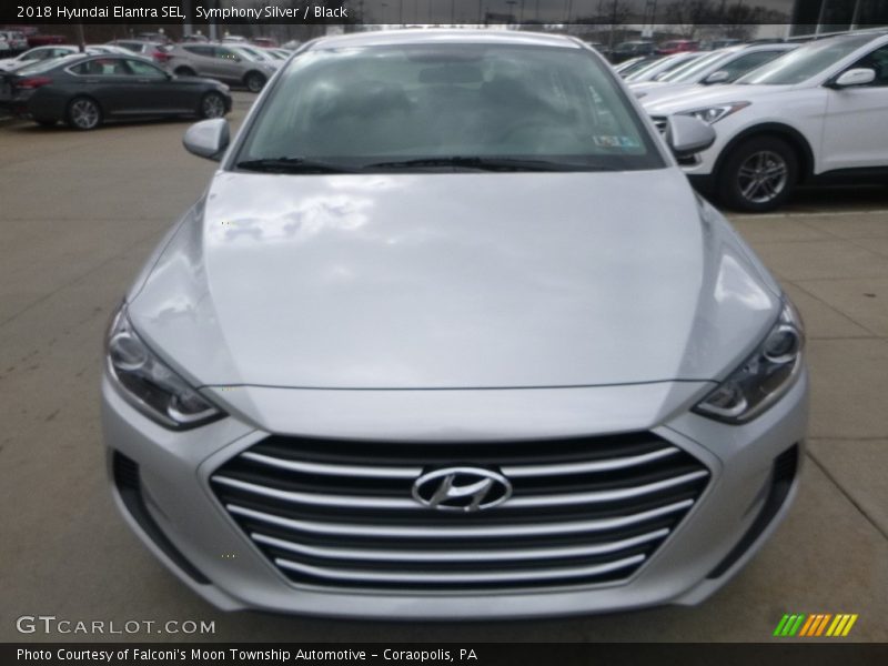 Symphony Silver / Black 2018 Hyundai Elantra SEL