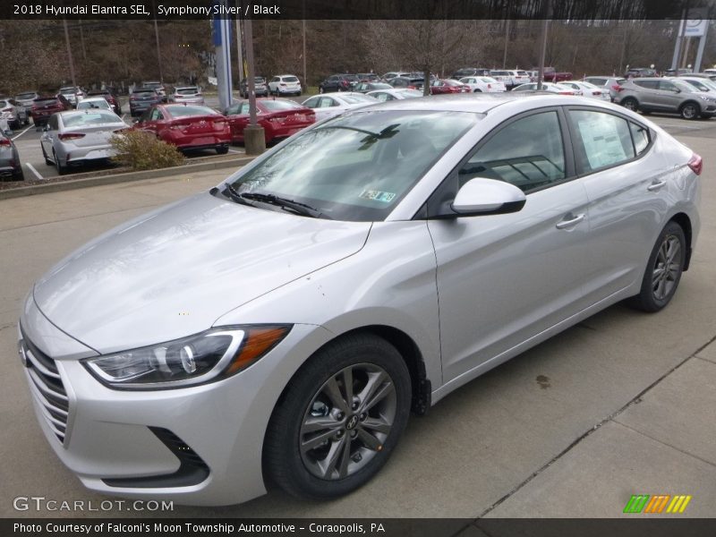 Symphony Silver / Black 2018 Hyundai Elantra SEL
