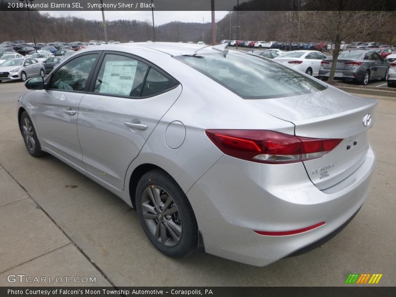 Symphony Silver / Black 2018 Hyundai Elantra SEL