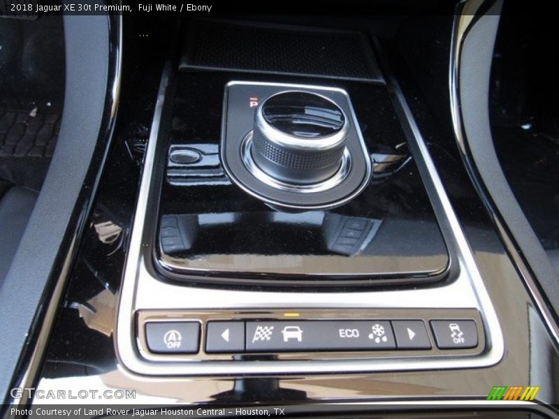 Fuji White / Ebony 2018 Jaguar XE 30t Premium