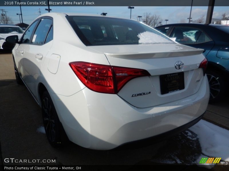 Blizzard White Pearl / Black 2018 Toyota Corolla XSE