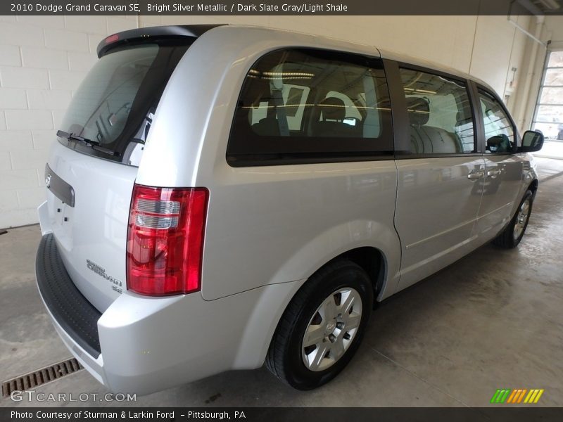 Bright Silver Metallic / Dark Slate Gray/Light Shale 2010 Dodge Grand Caravan SE