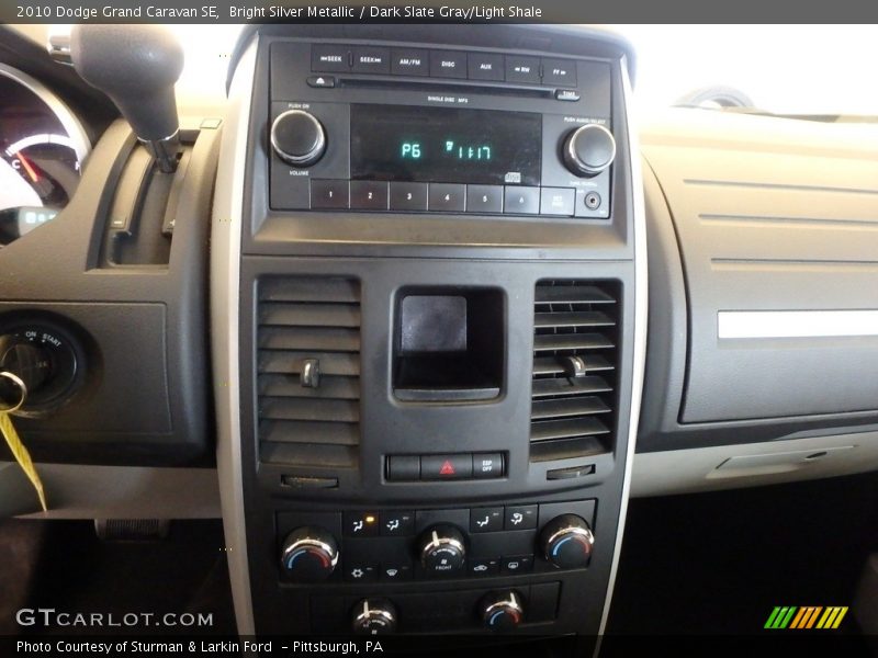 Bright Silver Metallic / Dark Slate Gray/Light Shale 2010 Dodge Grand Caravan SE