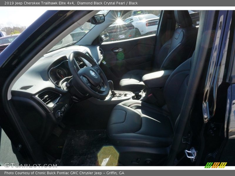 Diamond Black Crystal Pearl / Black 2019 Jeep Cherokee Trailhawk Elite 4x4