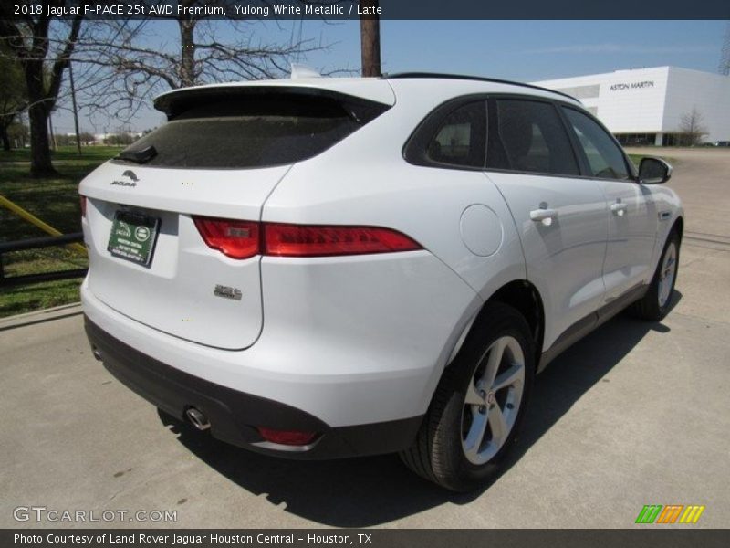 Yulong White Metallic / Latte 2018 Jaguar F-PACE 25t AWD Premium