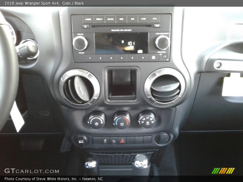 Gobi / Black 2018 Jeep Wrangler Sport 4x4