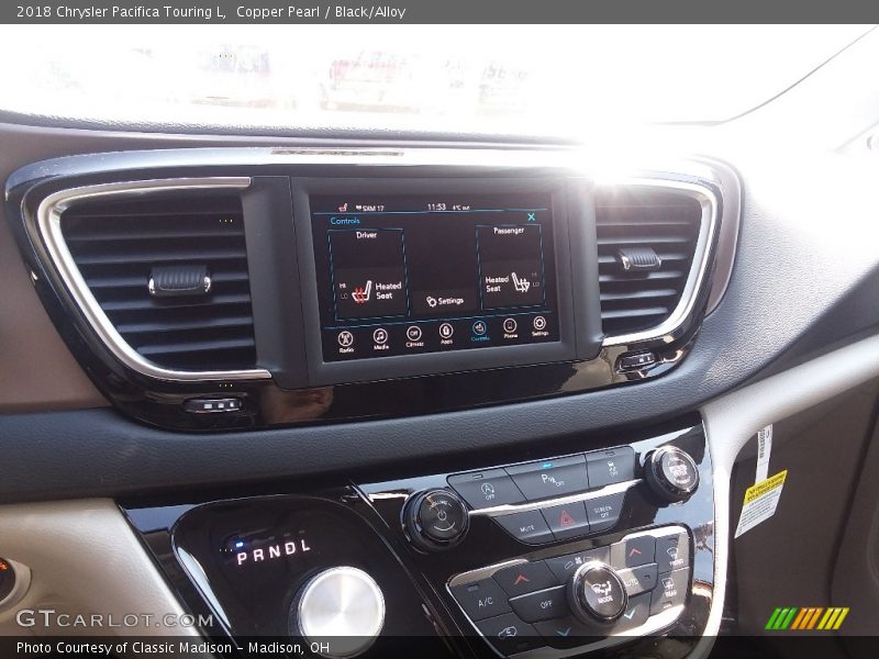 Copper Pearl / Black/Alloy 2018 Chrysler Pacifica Touring L