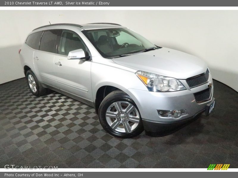 Silver Ice Metallic / Ebony 2010 Chevrolet Traverse LT AWD