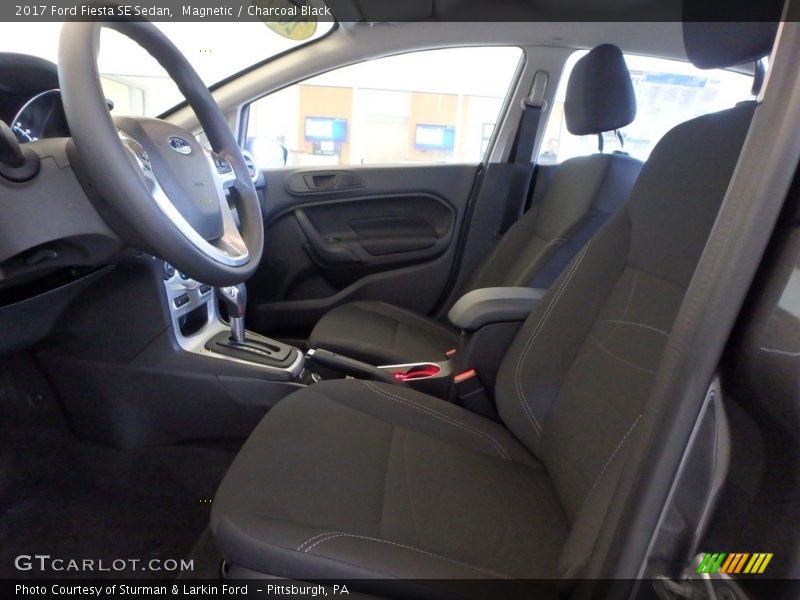 Magnetic / Charcoal Black 2017 Ford Fiesta SE Sedan