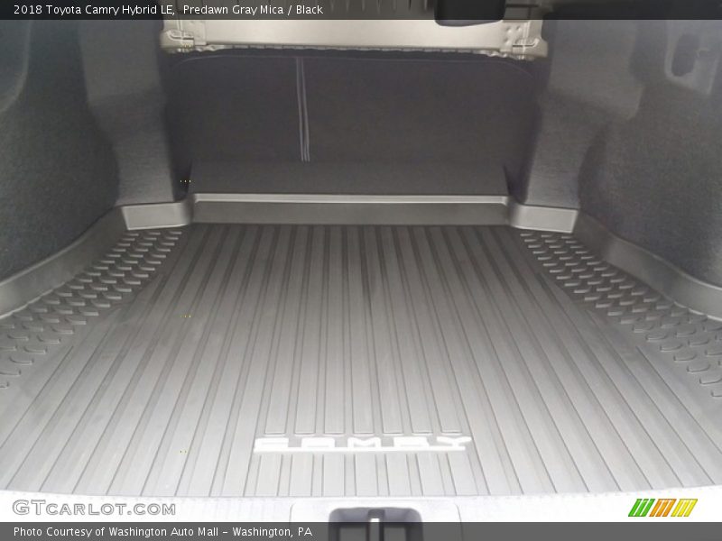 Predawn Gray Mica / Black 2018 Toyota Camry Hybrid LE