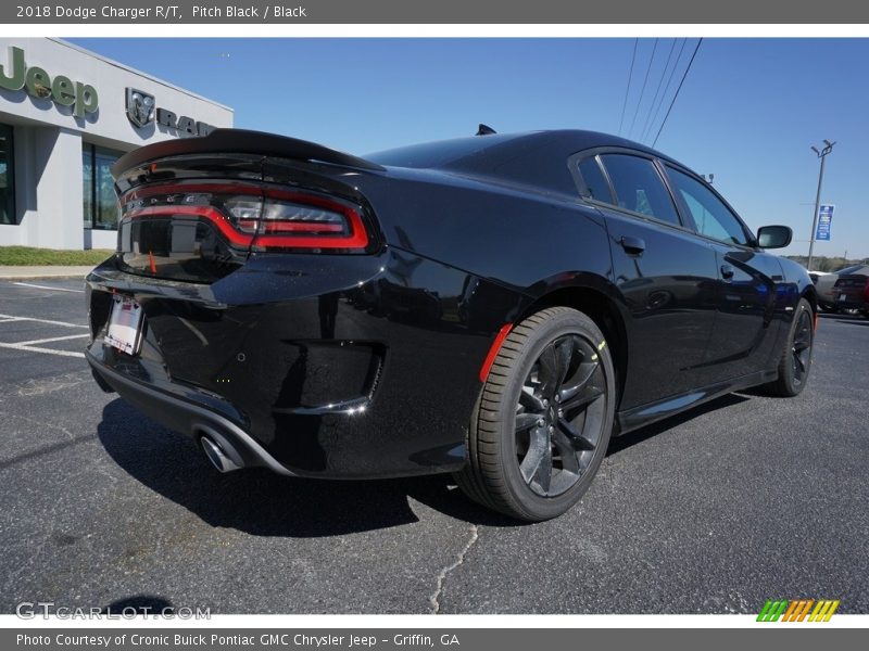Pitch Black / Black 2018 Dodge Charger R/T